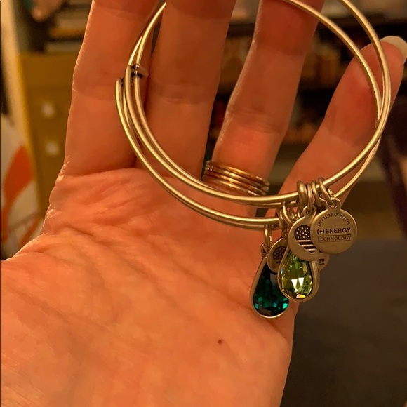Alex and Ani set 2 Swarovski green crystals silver - Picture 6 of 6
